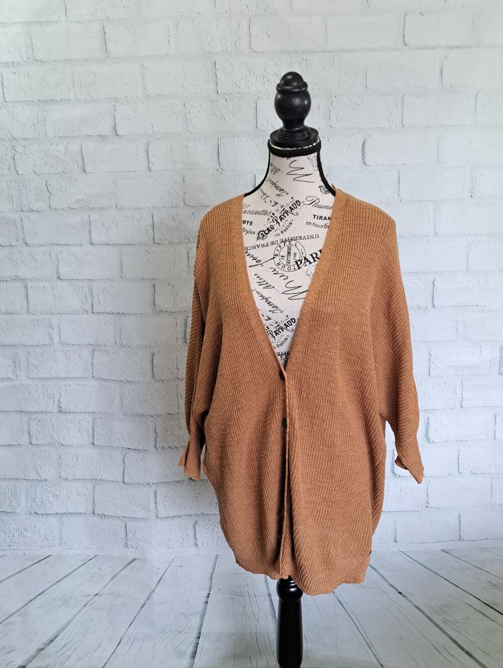 American Eagle Lightweight Cardigan